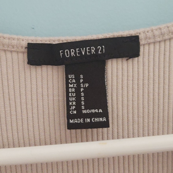 Forever21 Tan Crop top - Picture 4 of 4